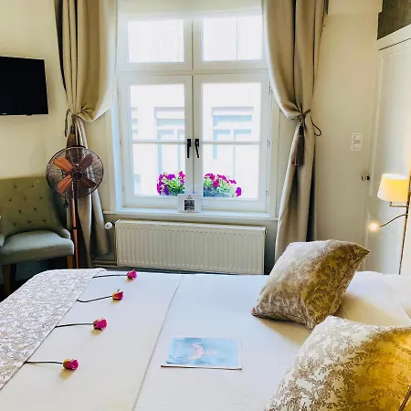 The White Queen 3* Brygge