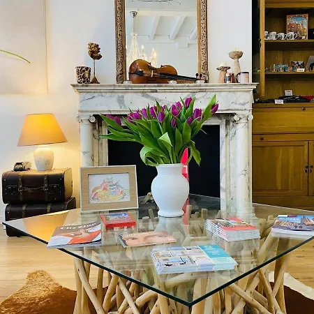 The White Queen Bed & Breakfast 3*