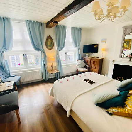 Bed & Breakfast The White Queen 3*
