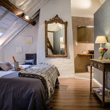 The White Queen Bed & Breakfast