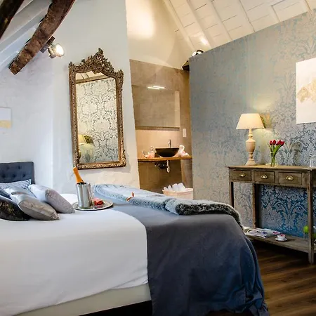 The White Queen Bed & Breakfast